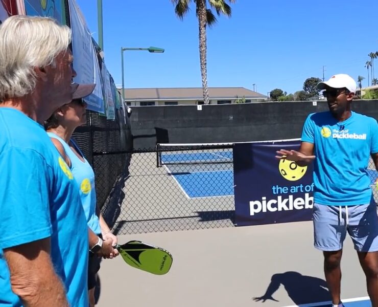 Best Strategy for Returning a Serve in Pickleball